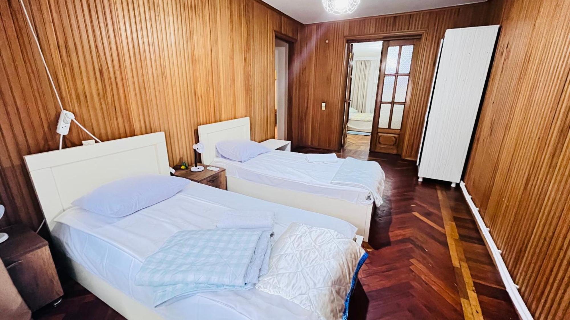Apartment Haidar Abashidze Batumi Exterior foto